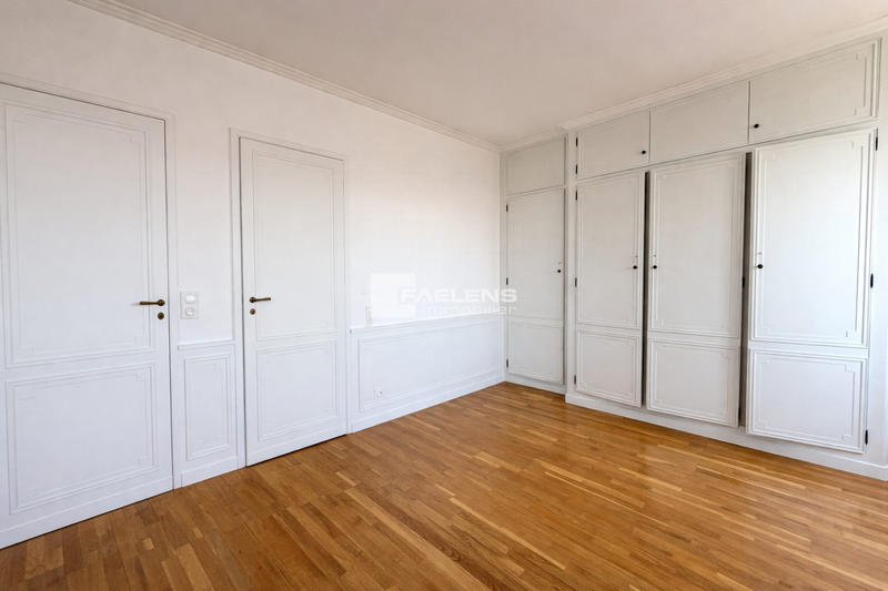 Appartement - 127 m² - 4 pièces