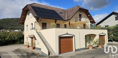 Maison - 307 m² - 10 pièces