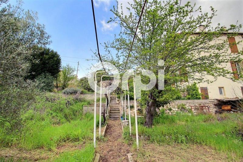 Maison - 190 m² - 5 pièces