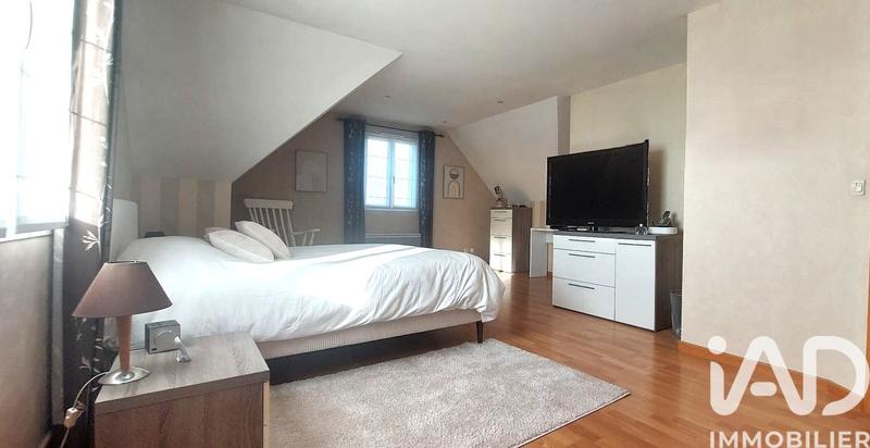 Maison - 189 m² - 7 pièces