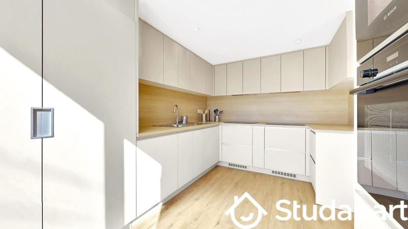 Chambre - 13 m² - 1 pièce