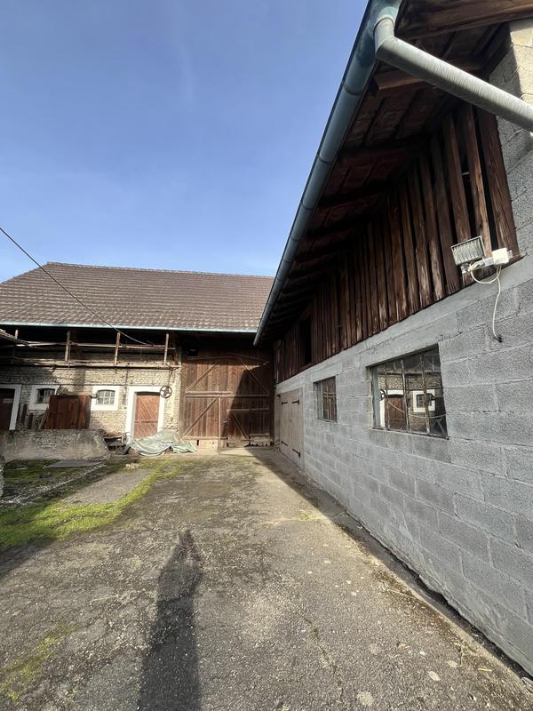 Corps de ferme - 120 m² - 5 pièces