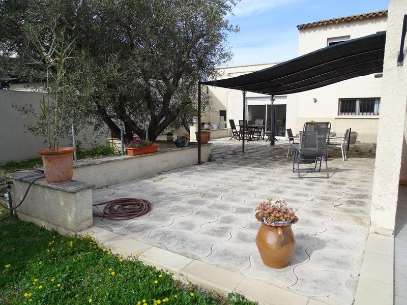 Villa - 210 m² - 6 pièces