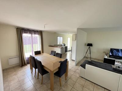 Maison - 88 m² - 5 pièces