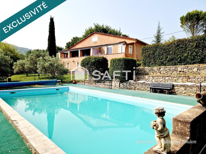 Maison - 141 m² - 7 pièces