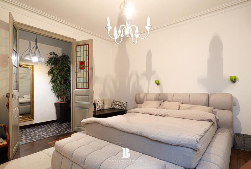 Appartement - 110 m² - 4 pièces