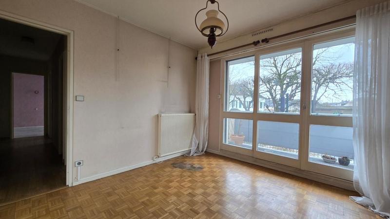 Appartement - 104 m² - 4 pièces