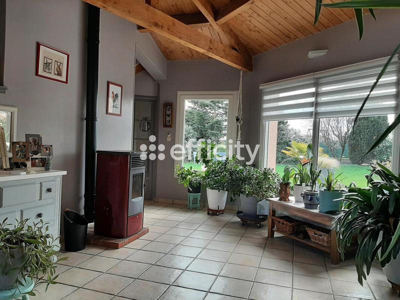 Villa - 205 m² - 9 pièces