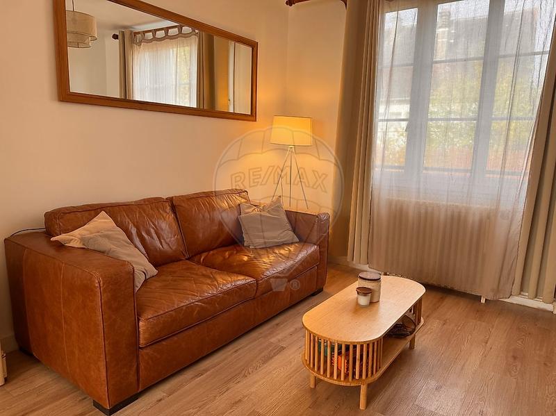 Maison - 96 m² - 4 pièces