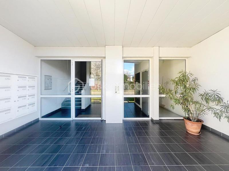 Appartement - 90 m² - 4 pièces