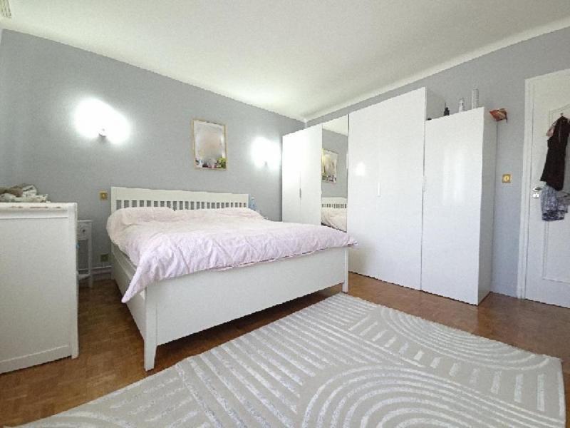 Maison - 290 m² - 13 pièces