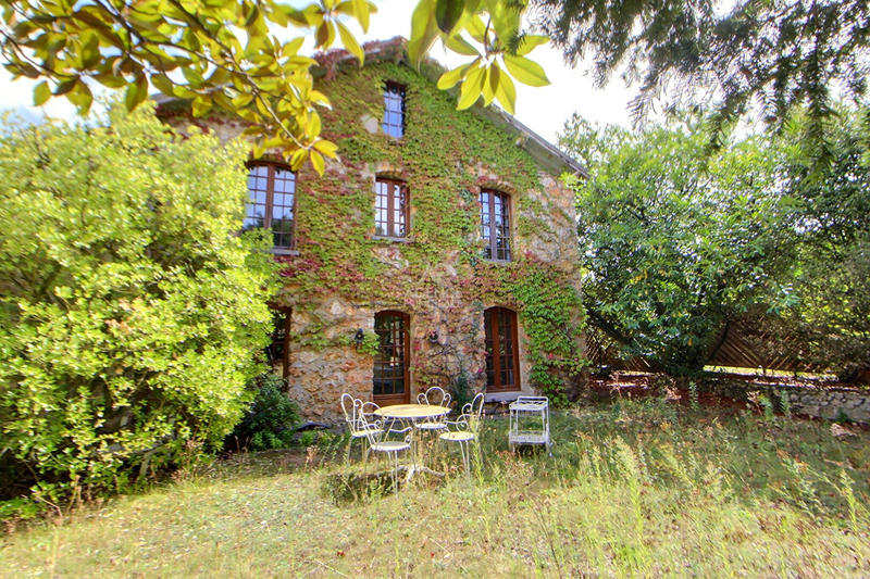 Maison - 160 m² - 7 pièces