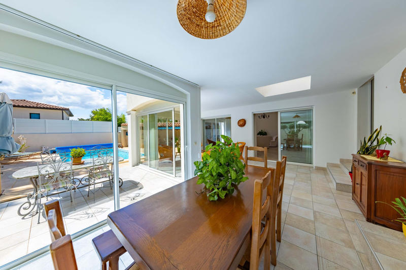 Maison - 161 m² - 5 pièces