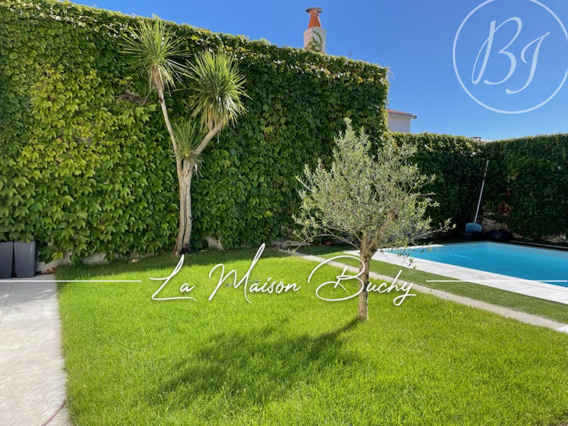 Maison - 185 m² - 6 pièces