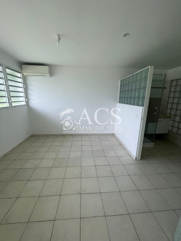 Appartement - 94 m² - 3 pièces