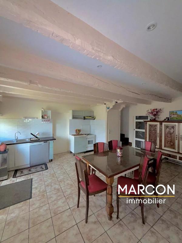 Maison - 110 m² - 4 pièces