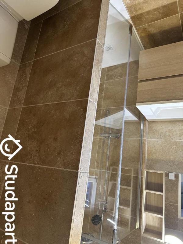 Chambre - 13 m² - 1 pièce