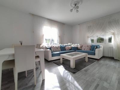 Maison - 93 m² - 4 pièces