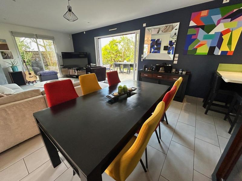 Maison - 164 m² - 8 pièces