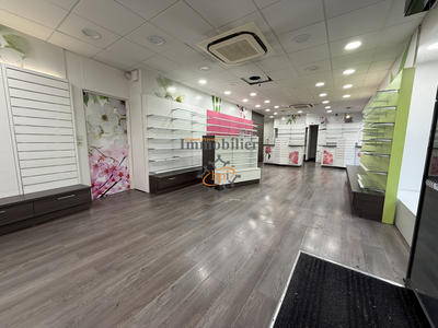 Local commercial - 76 m²