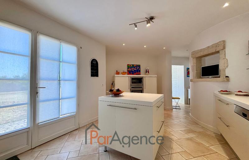 Maison - 204 m² - 5 pièces