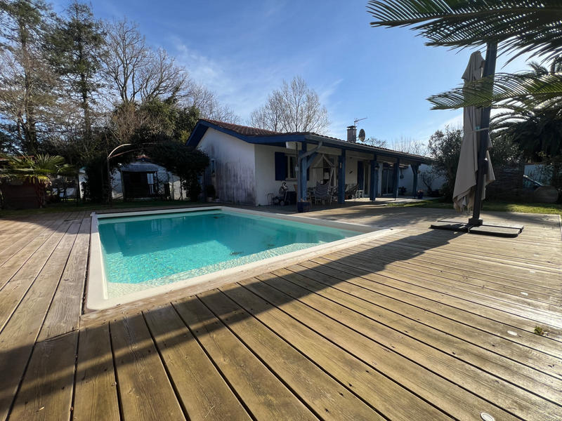 Maison - 108 m² - 4 pièces