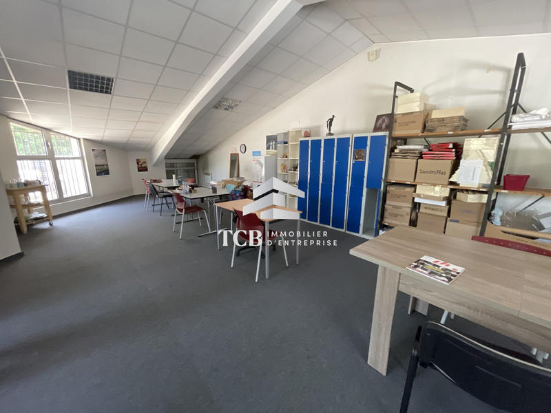 Local d'activités - 790 m²