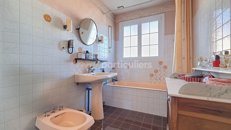 Maison - 145 m² - 6 pièces