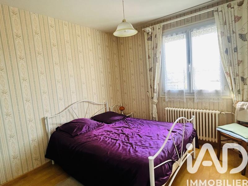 Maison - 99 m² - 5 pièces