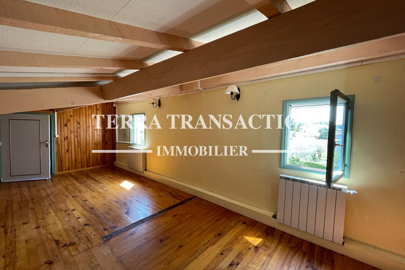 Mas - 220 m² - 15 pièces