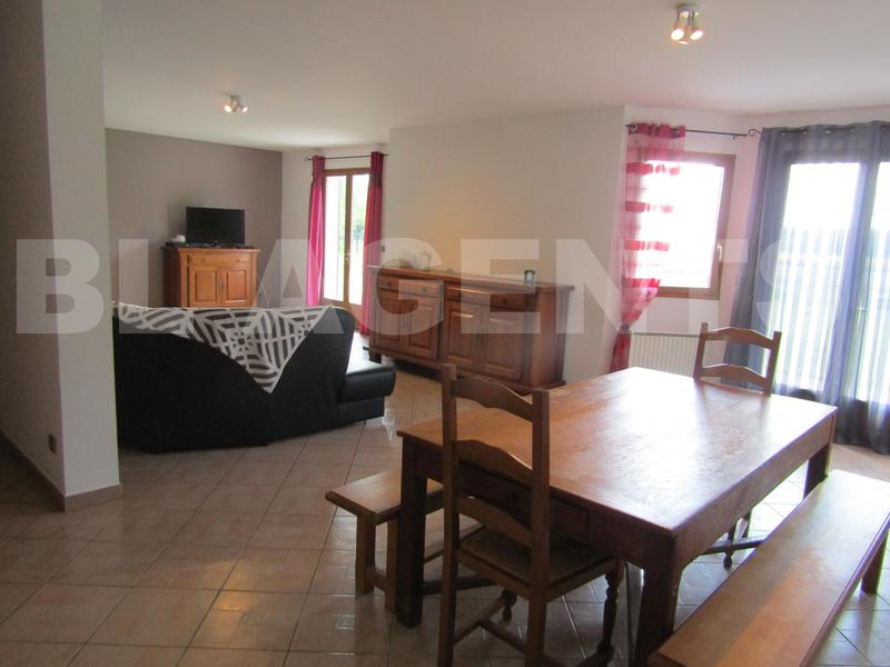 Maison traditionnelle - 264 m² - 8 pièces