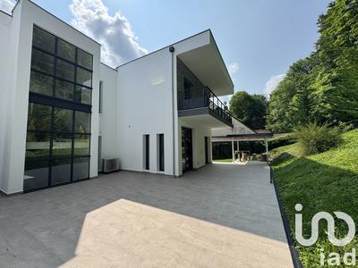 Maison de maîtres - 320 m² - 8 pièces