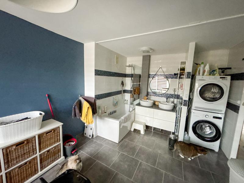 Appartement - 76 m² - 4 pièces