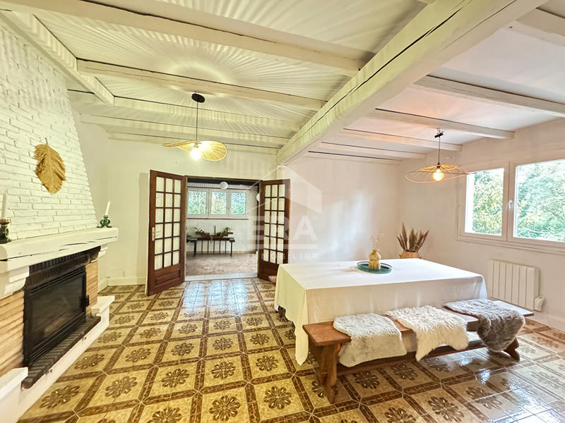 Maison - 200 m² - 8 pièces