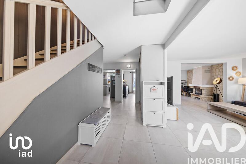 Maison - 162 m² - 7 pièces