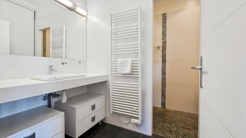 Appartement - 101 m² - 4 pièces