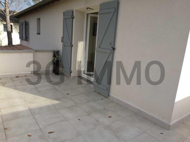 Maison - 180 m² - 7 pièces