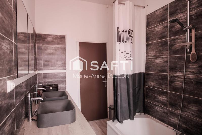 Maison - 180 m² - 6 pièces