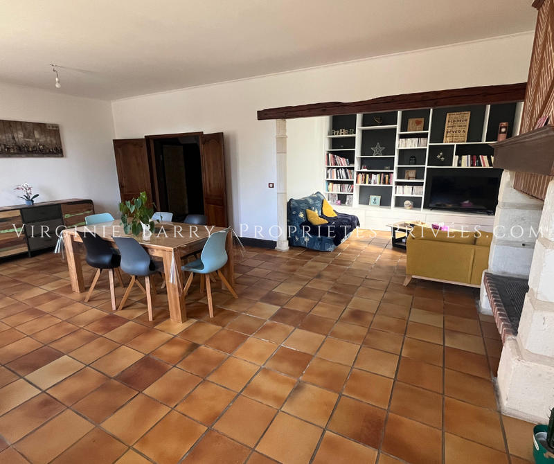 Maison - 155 m² - 6 pièces