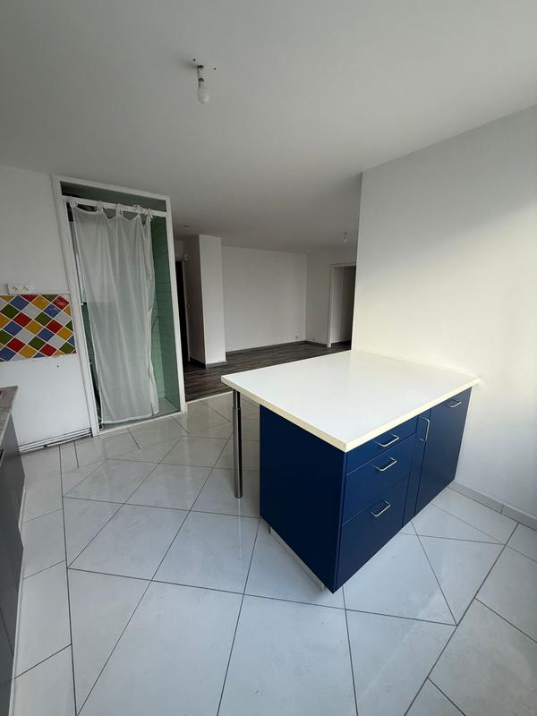 Appartement - 60 m² - 2 pièces