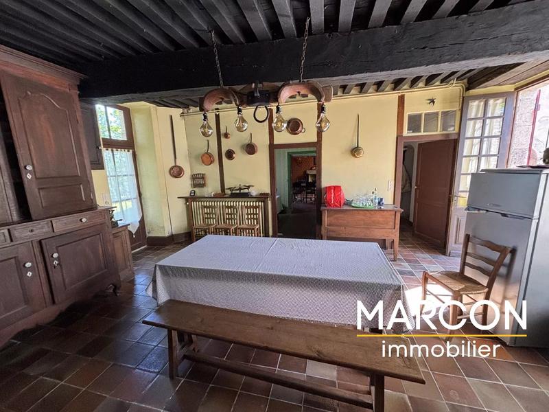 Maison - 212 m² - 8 pièces