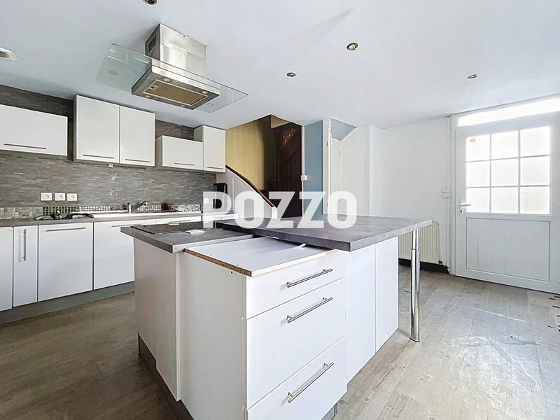 Maison - 106 m² - 5 pièces