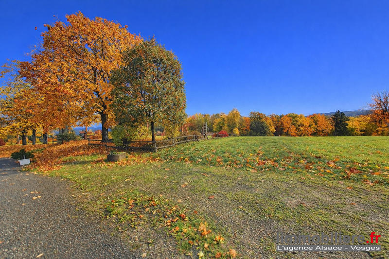 Maison - 920 m² - 16 pièces