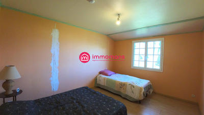 Maison - 165 m² - 11 pièces