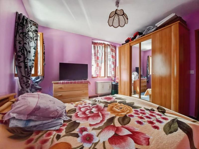 Maison - 104 m² - 4 pièces