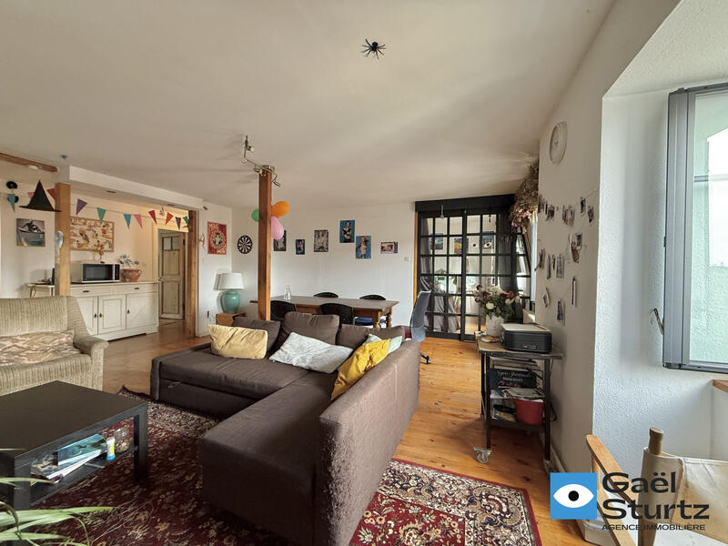 Duplex - 158 m² - 8 pièces