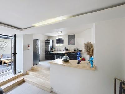 Appartement - 61 m² - 2 pièces