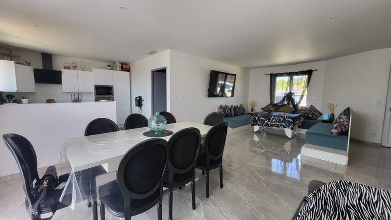 Maison - 86 m² - 4 pièces