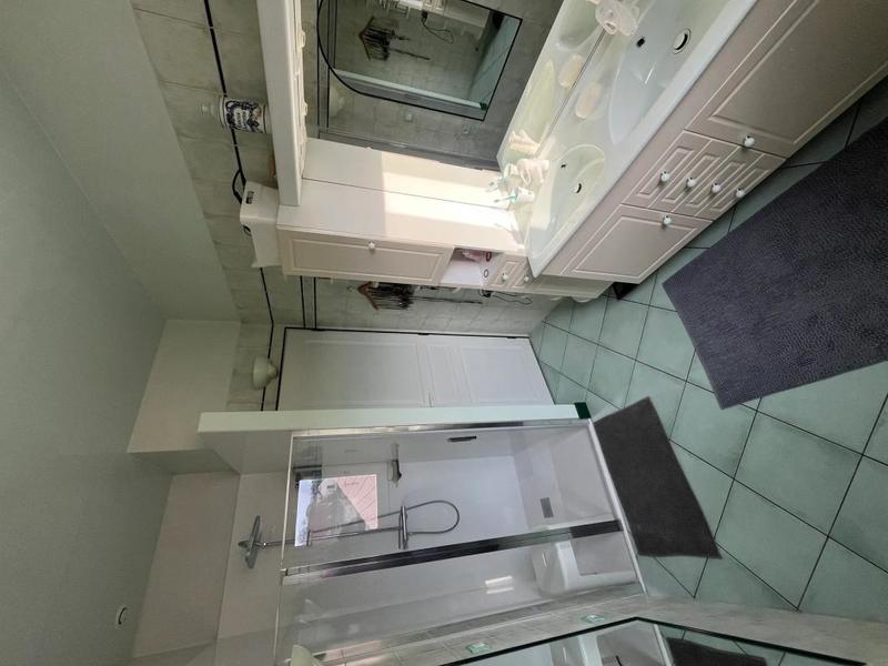 Maison - 200 m² - 8 pièces