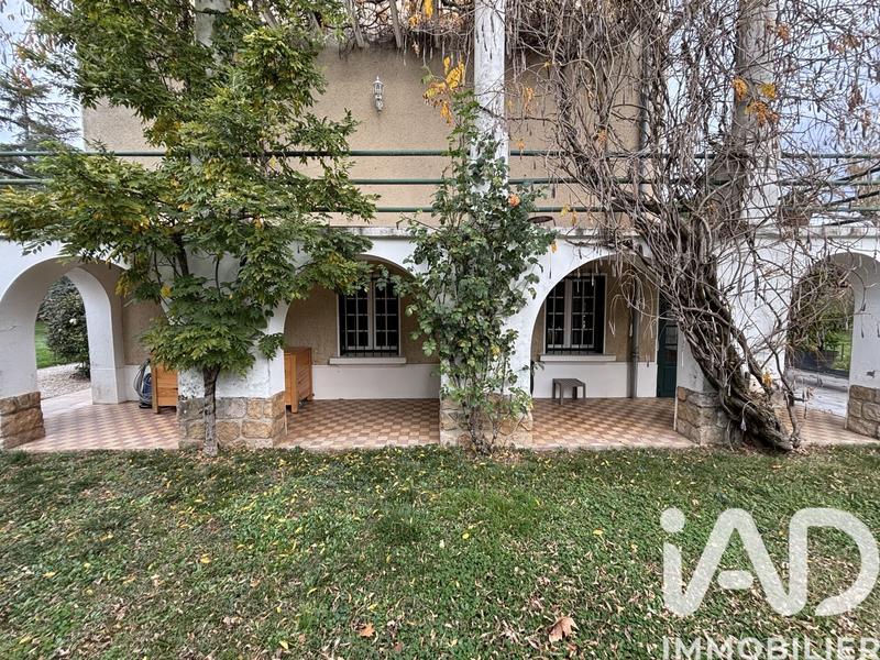 Maison - 291 m² - 7 pièces